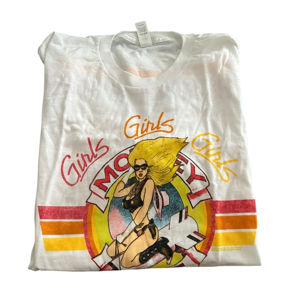 Motley Crue Authentic Stadium Tour Concert T-Shirt 2022 Girls Girls Girls Size L